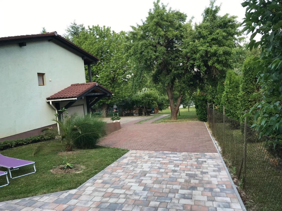 Apartman Nemeth Хевиз Экстерьер фото